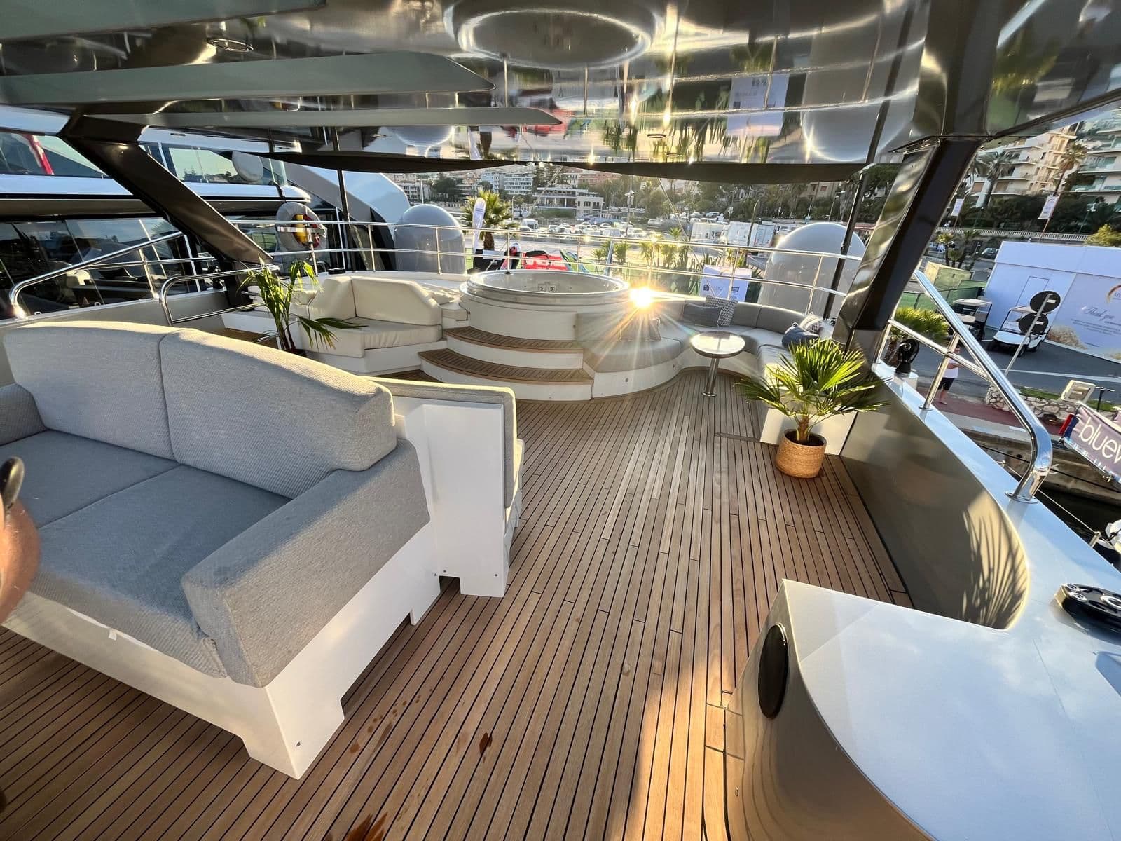 Flybridge golden hour
